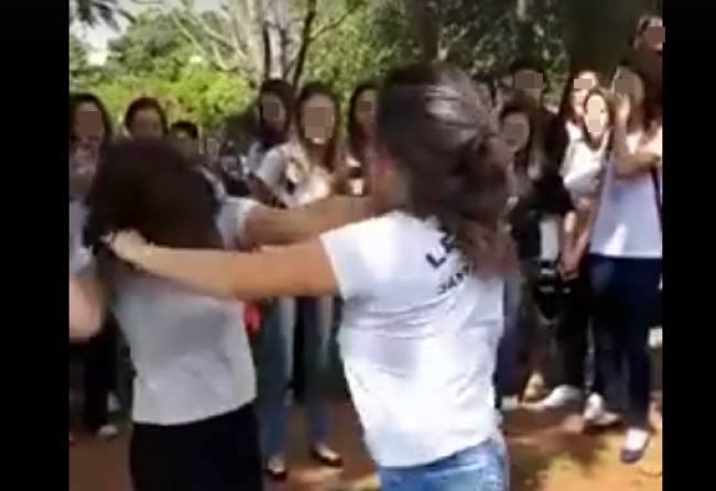 video-de-briga-de-alunos-de-colegio-estadual-choca-internautas