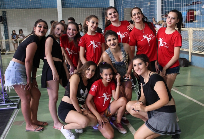 jazz-do-icaicara-clube-conquista-dois-trofeus-no-festival-de-danca-de-echapora