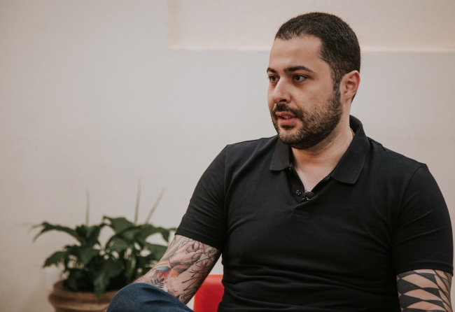 vinny-pellegrino-fala-sobre-carreira-e-movimento-acorda-santa-cruz-em-programa