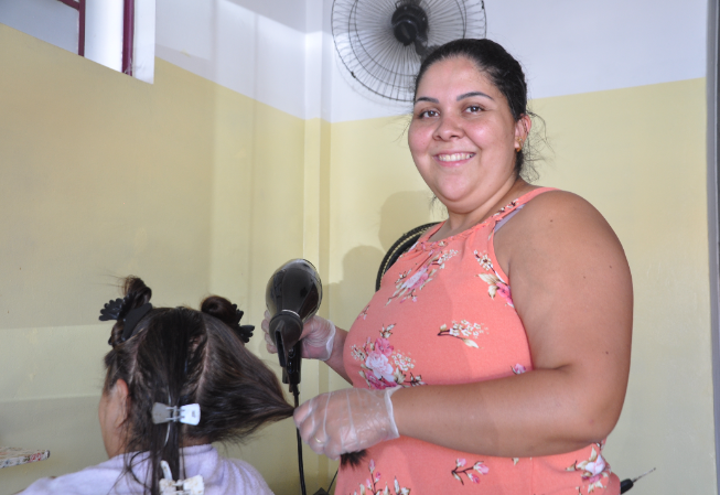 alisamento-capilar-une-praticidade-e-cuidado-com-os-fios