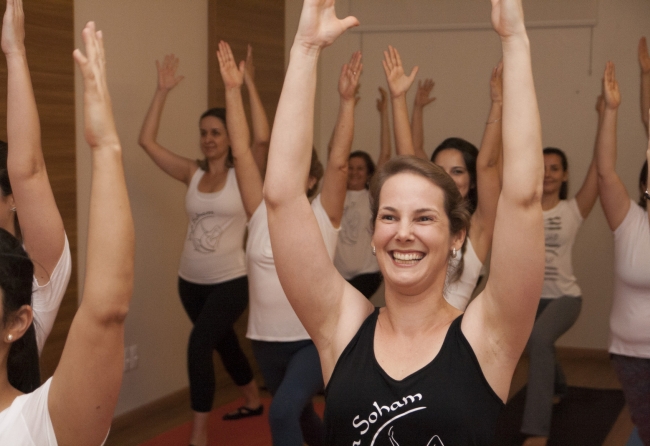 beneficios-da-yoga-mudaram-vida-de-instrutora
