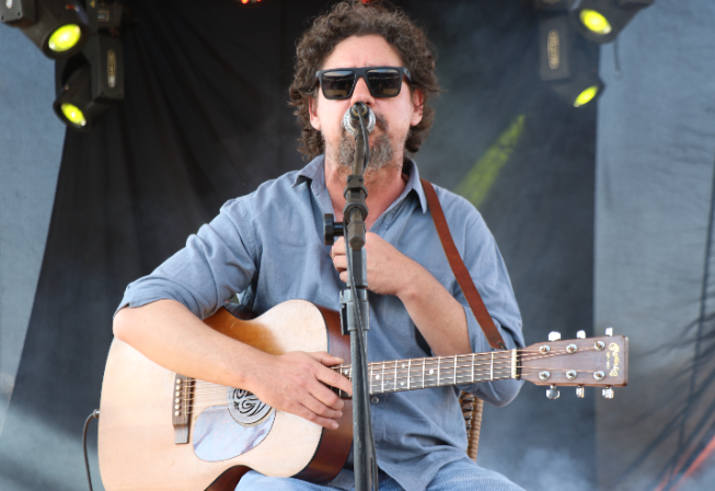 chico-teixeira-se-apresenta-em-santa-cruz-durante-festival-gastronomico