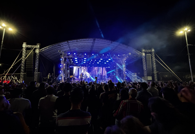 festival-sertanejo-reune-cerca-de-8-mil-pessoas-em-santa-cruz