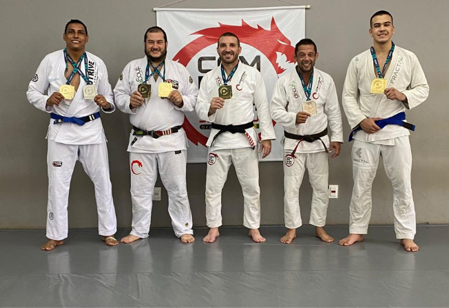 jiu-jitsu-de-santa-cruz-e-destaque-em-campeonato-estadual