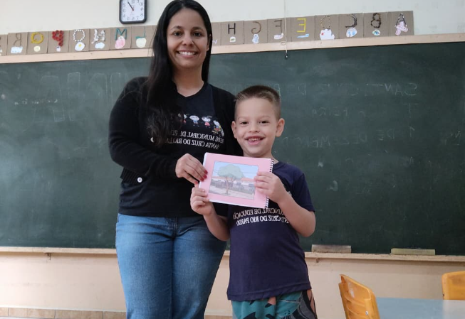 lembranca-de-fim-de-ano-vira-livro-criativo-para-os-alunos-da-ceim-antonio-manfrin