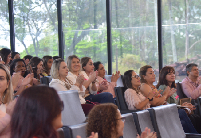 mulheres-tem-maior-escolaridade-e-menor-renda