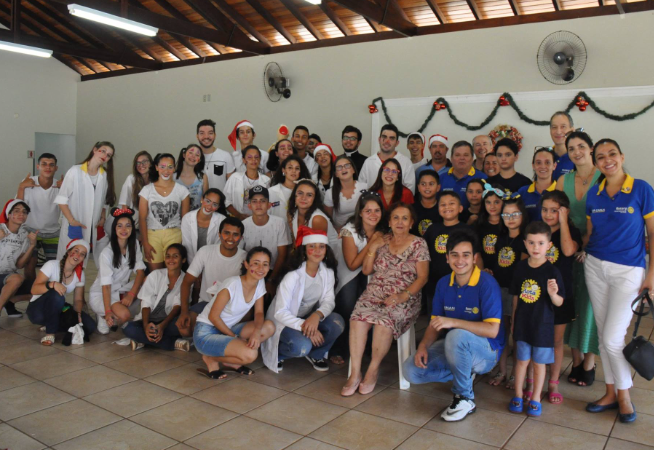 rotary-club-e-atual-promovem-acao-para-o-lar-sao-vicente-de-paulo