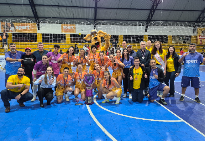 santa-cruz-do-rio-pardo-e-heptacampea-do-futsal-feminino